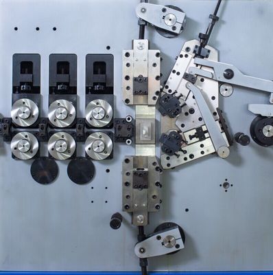 XD -250 Zweiachsen-CNC-Frühlings-umwickelnde Maschine mit hoher Geschwindigkeit und Präzision
