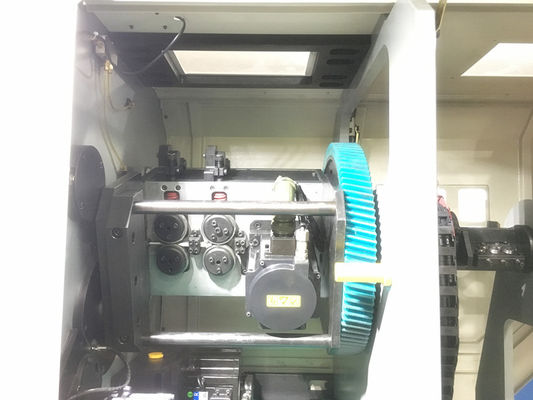 Cnc-Frühling Achse der hohen Präzision 5, der Maschine mit Drahtrotation und -spinner bildet